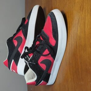 Nike SB Delta Force Vulcan Bred Black Red Mens Sizes Size 8